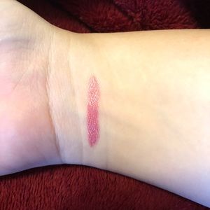 Estée Lauder lip shimmer